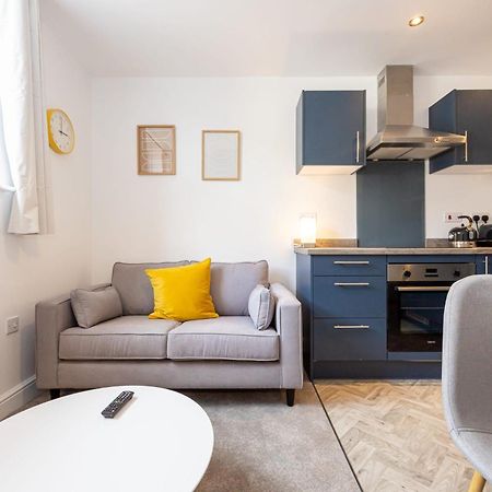 Beautiful 1 Bed 20Mins To Central Manchester 博尔顿 外观 照片