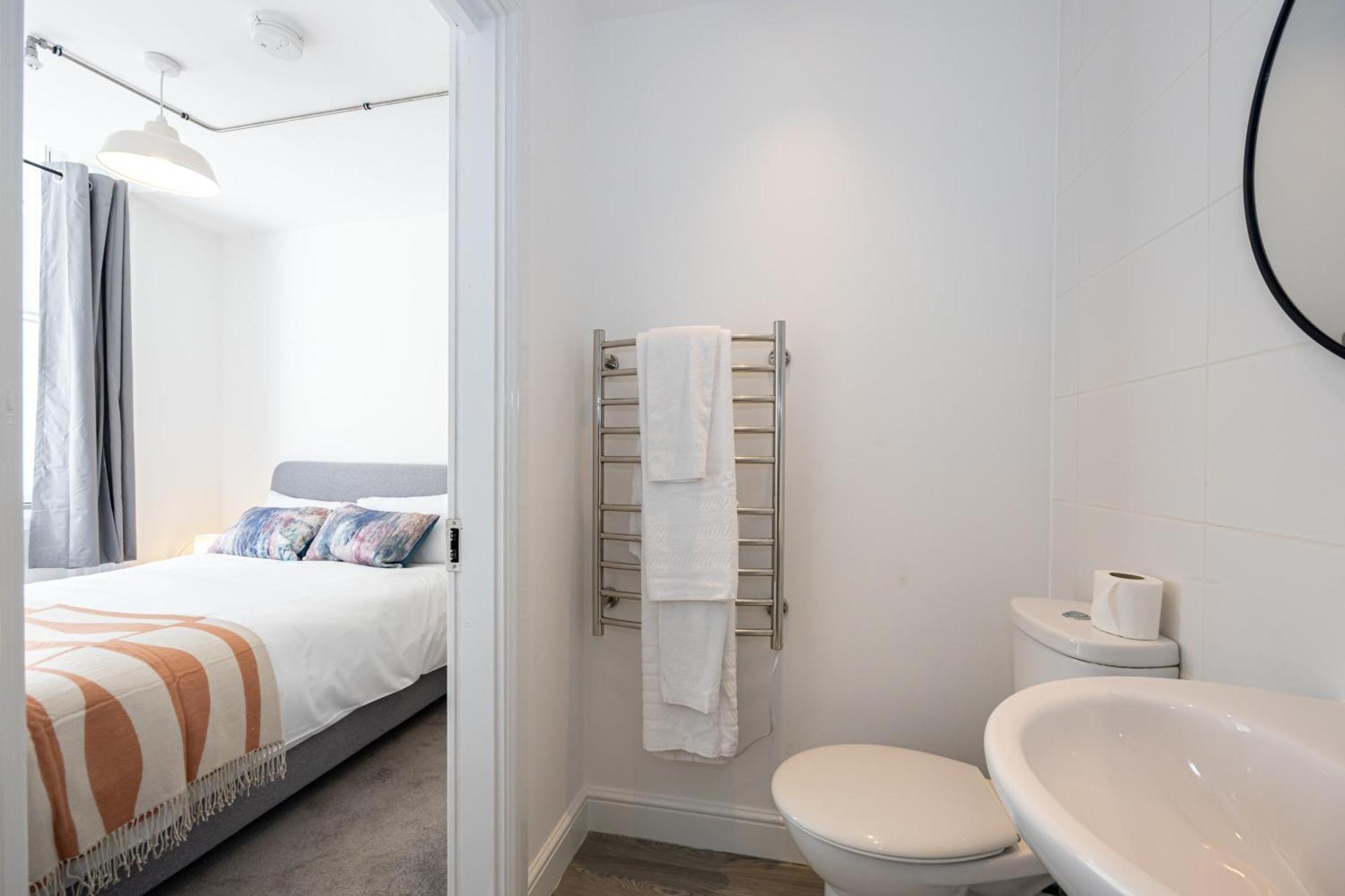 Beautiful 1 Bed 20Mins To Central Manchester 博尔顿 外观 照片